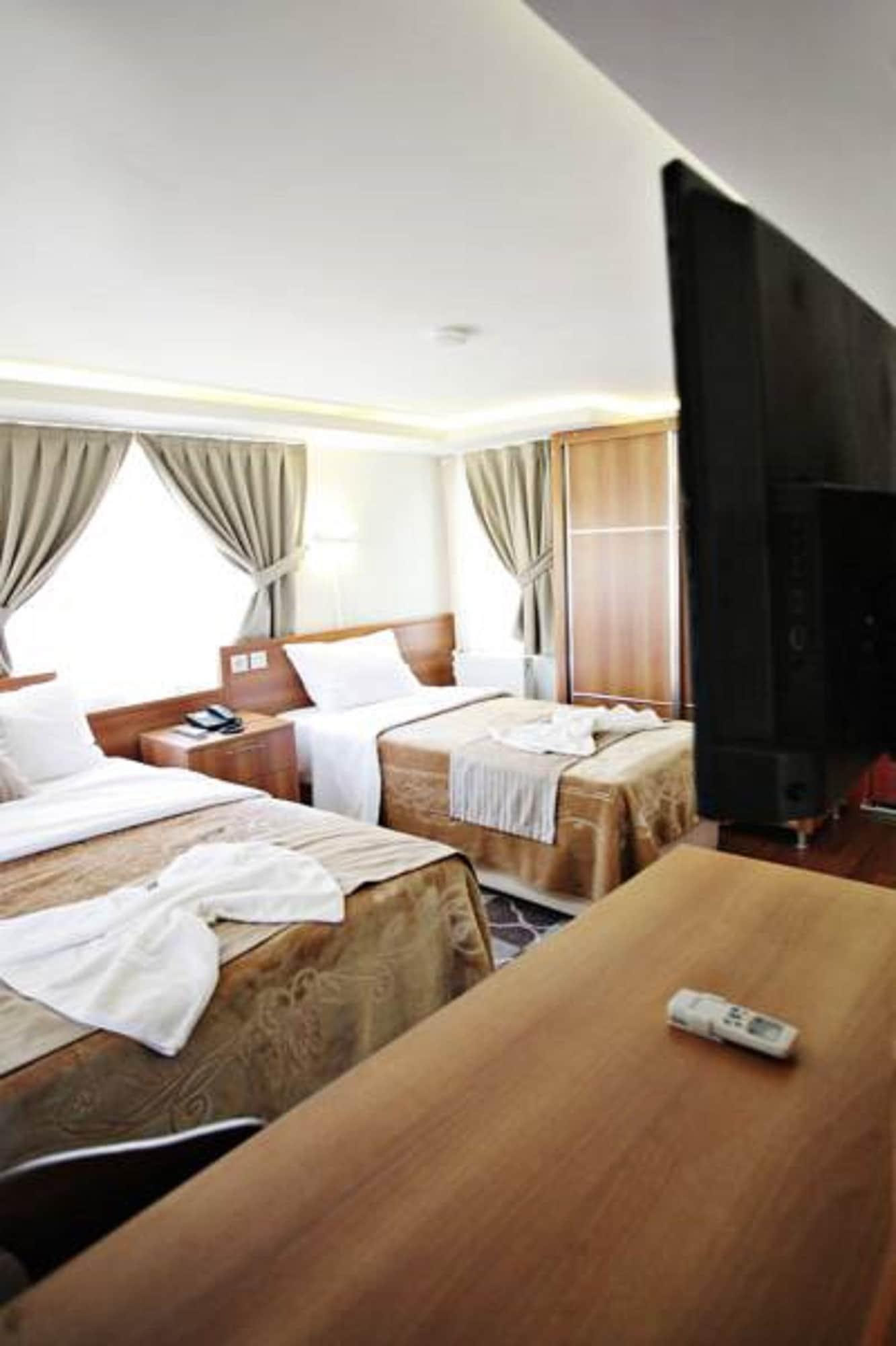 Taksim Palace Hotel Стамбул Экстерьер фото