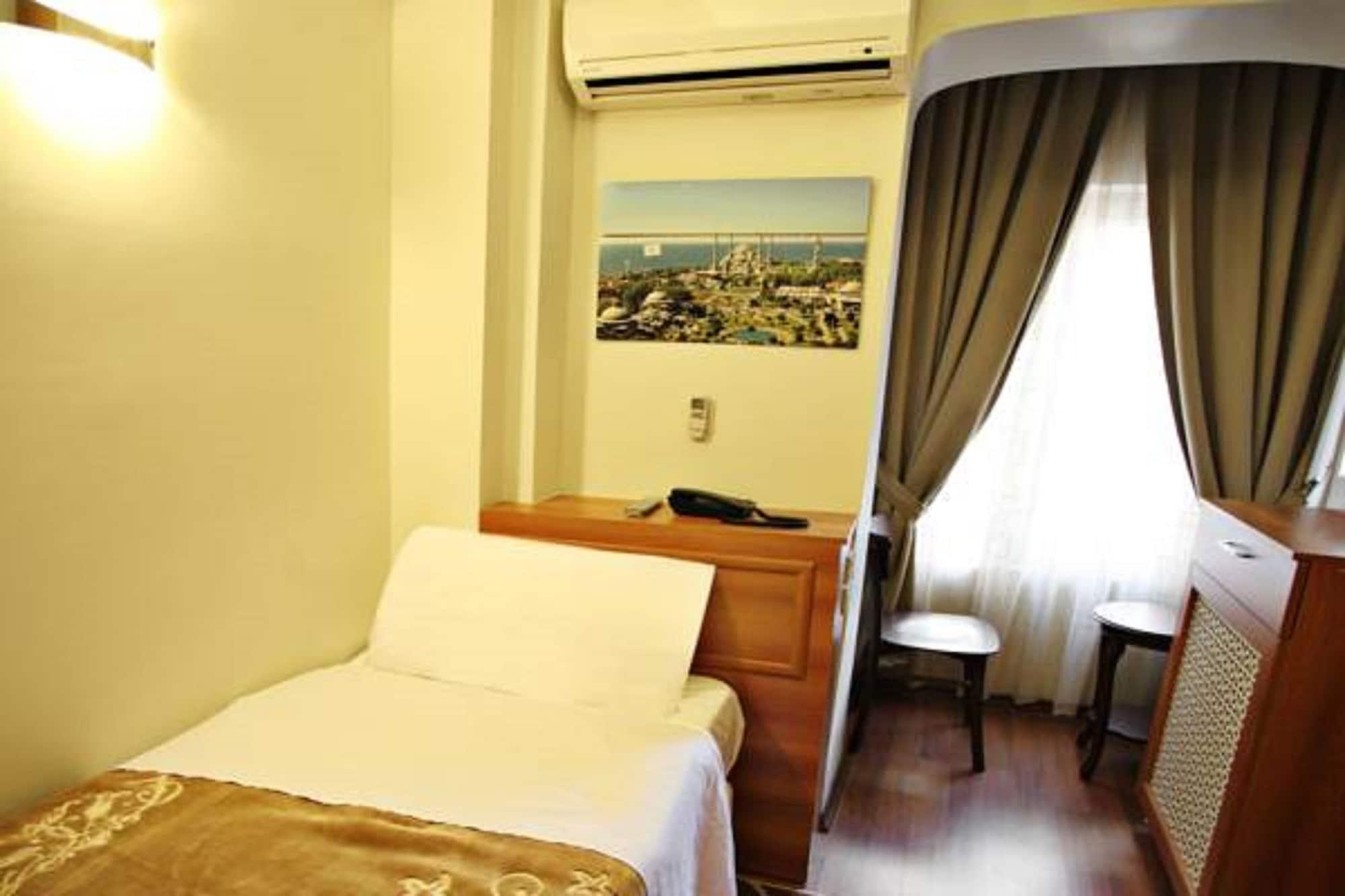 Taksim Palace Hotel Стамбул Экстерьер фото