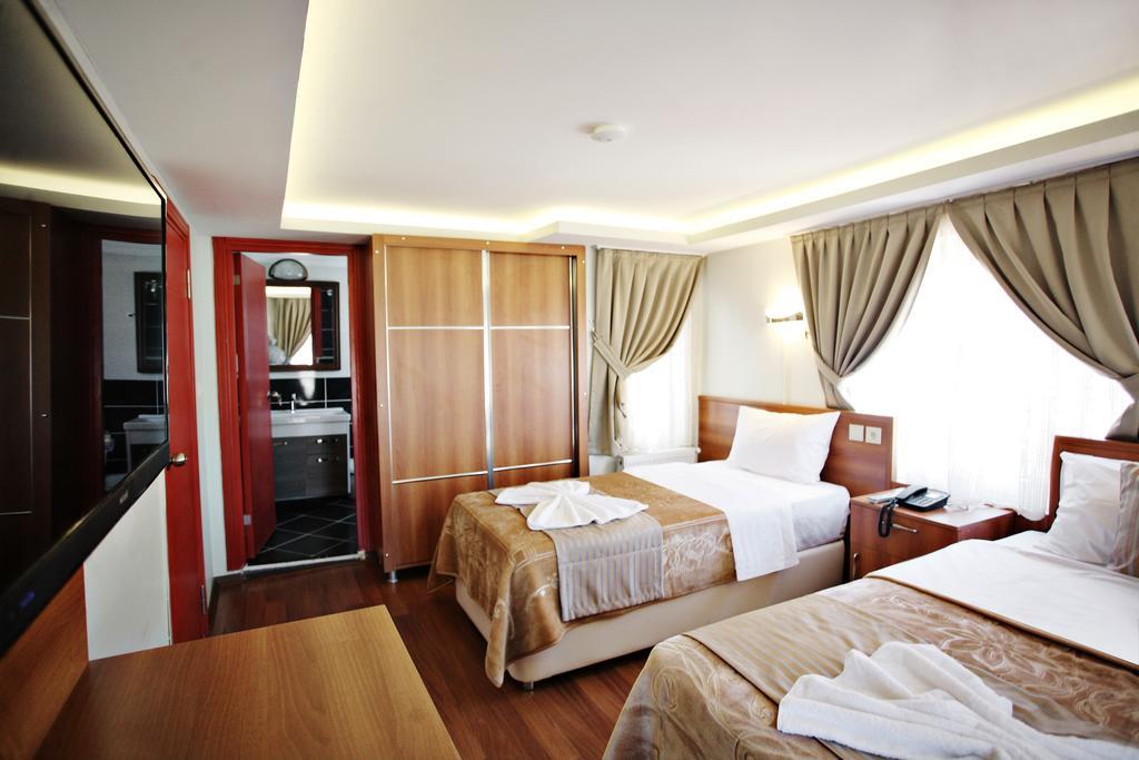 Taksim Palace Hotel Стамбул Номер фото
